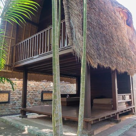 The Nichos Bungalows And Villas Nusa Lembongan  Exterior photo