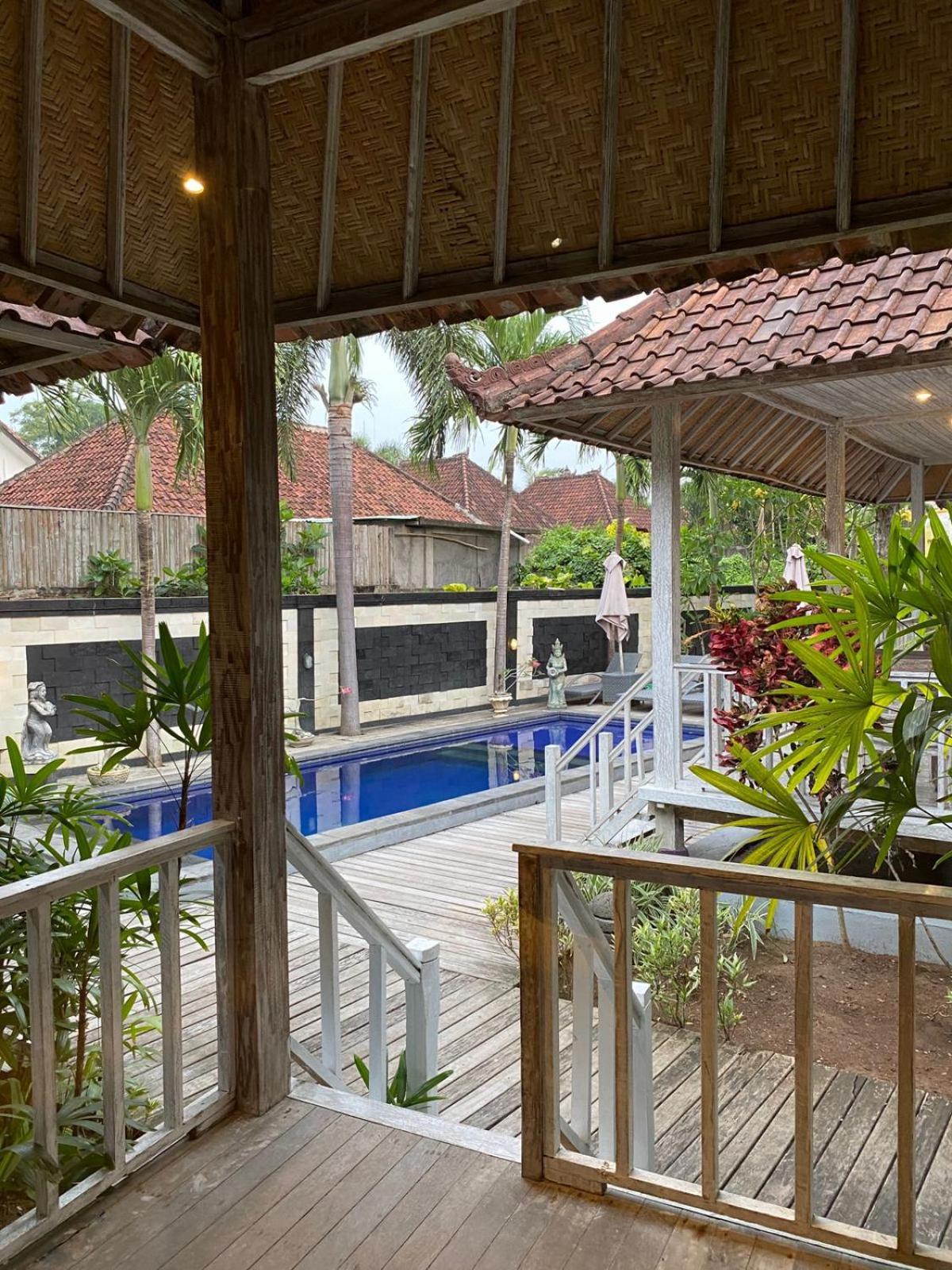 The Nichos Bungalows And Villas Nusa Lembongan  Exterior photo